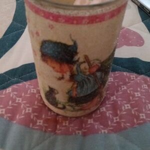 Vintage Unused SUGAR FROSTED HOLIDAY WINTER candle!  Elf scene!